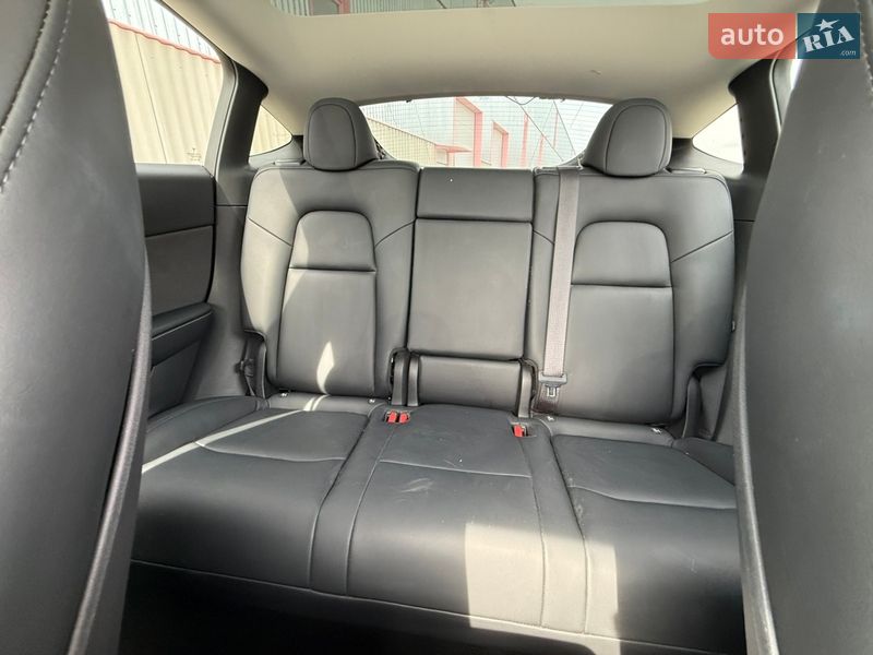 Позашляховик / Кросовер Tesla Model Y 2022 в Львові фото 20 Позашляховик / Кросовер Tesla Model Y 2022 в Львові