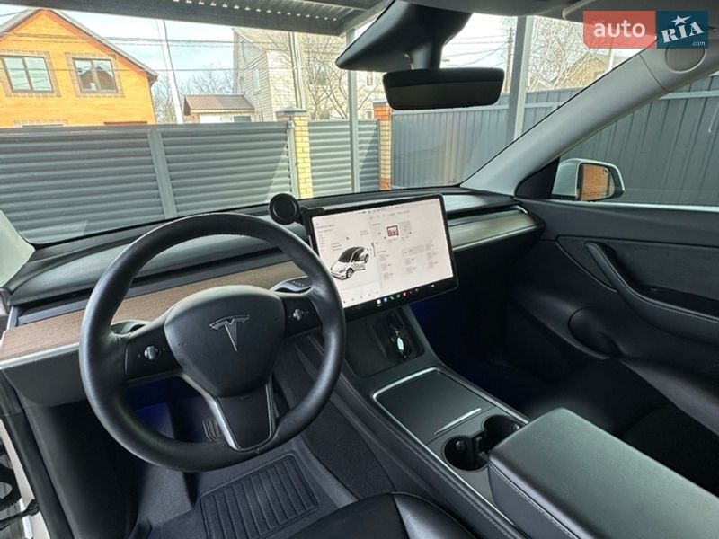 Внедорожник / Кроссовер Tesla Model Y 2021 в Виннице