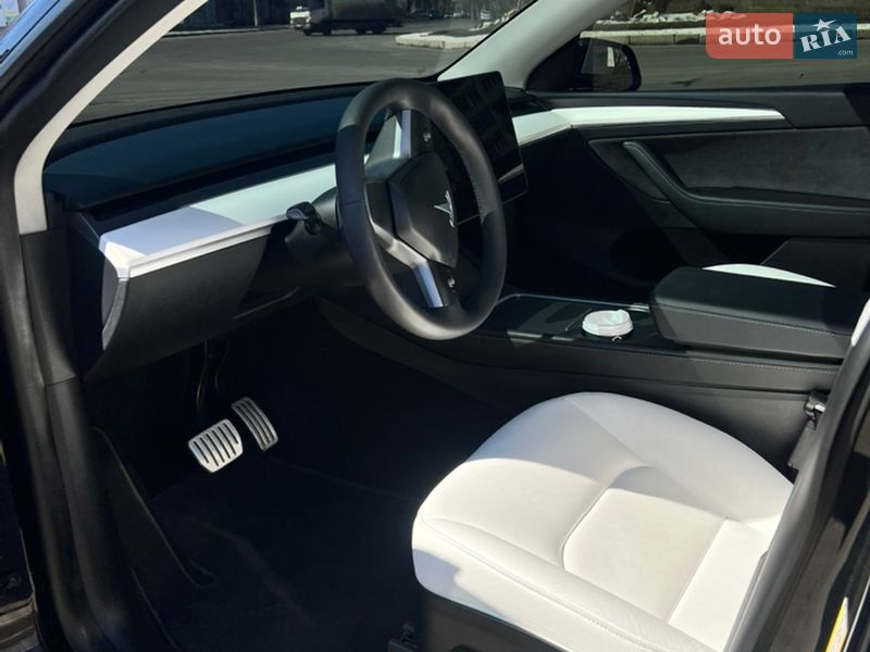 Внедорожник / Кроссовер Tesla Model Y 2022 в Харькове