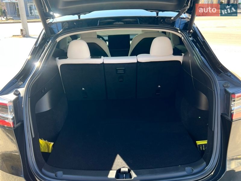 Внедорожник / Кроссовер Tesla Model Y 2022 в Харькове