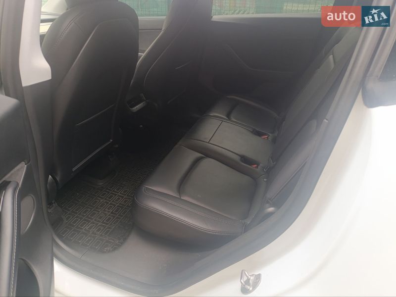 Внедорожник / Кроссовер Tesla Model Y 2020 в Одессе