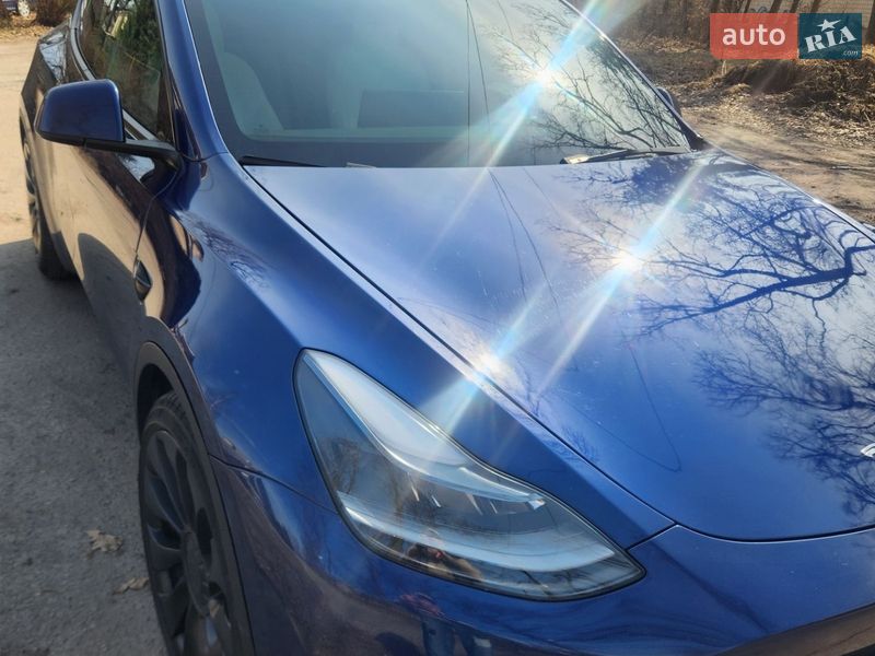 Внедорожник / Кроссовер Tesla Model Y 2022 в Киеве