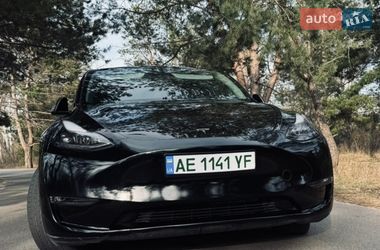 Внедорожник / Кроссовер Tesla Model Y 2023 в Днепре