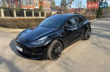 Внедорожник / Кроссовер Tesla Model Y 2022 в Киеве