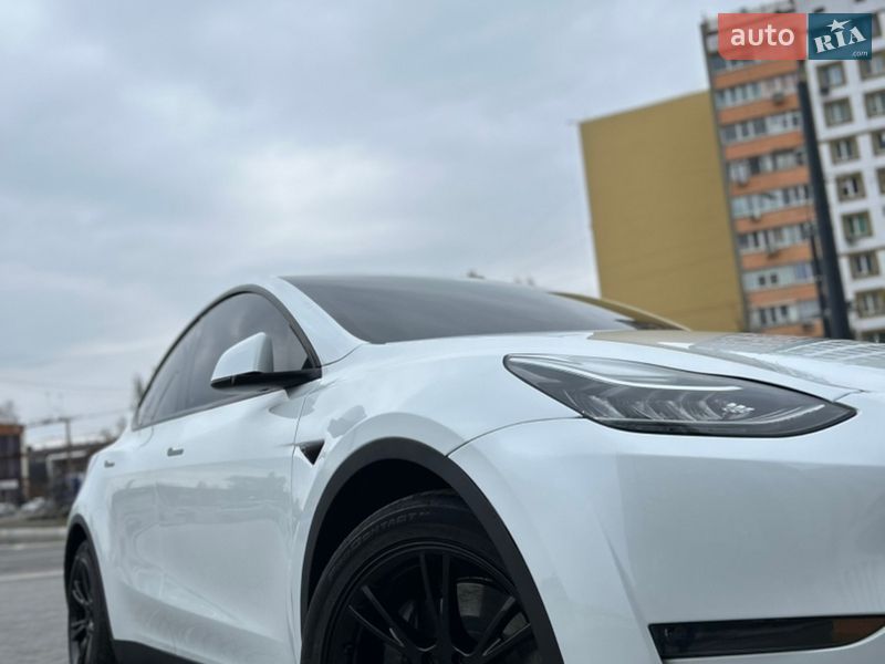 Внедорожник / Кроссовер Tesla Model Y 2023 в Днепре фото 2 Внедорожник / Кроссовер Tesla Model Y 2023 в Днепре