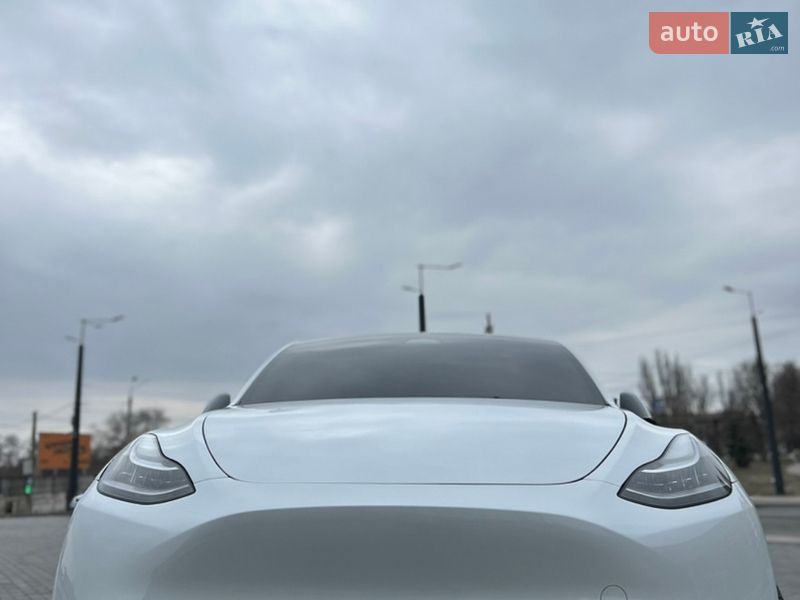 Внедорожник / Кроссовер Tesla Model Y 2023 в Днепре фото 8 Внедорожник / Кроссовер Tesla Model Y 2023 в Днепре