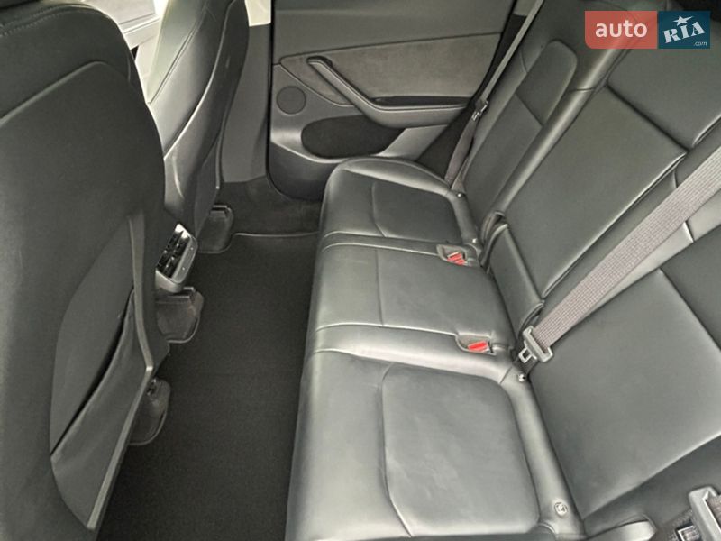 Внедорожник / Кроссовер Tesla Model Y 2023 в Днепре фото 37 Внедорожник / Кроссовер Tesla Model Y 2023 в Днепре