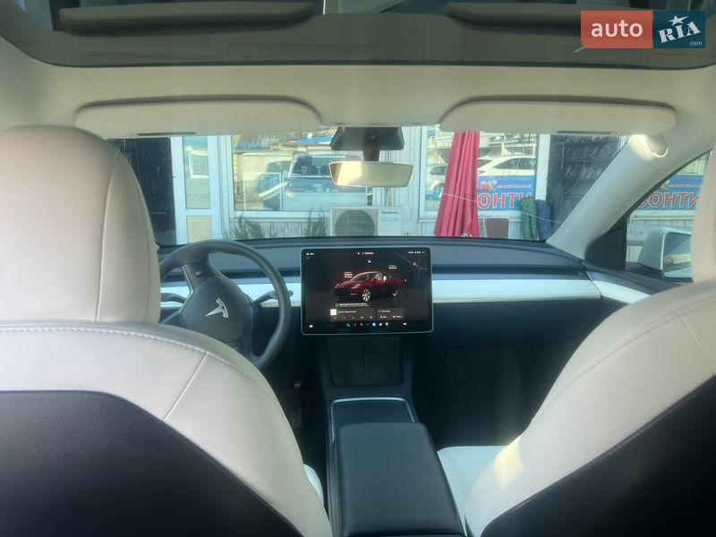 Позашляховик / Кросовер Tesla Model Y 2022 в Києві