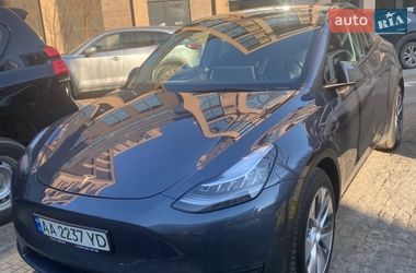 Внедорожник / Кроссовер Tesla Model Y 2022 в Киеве