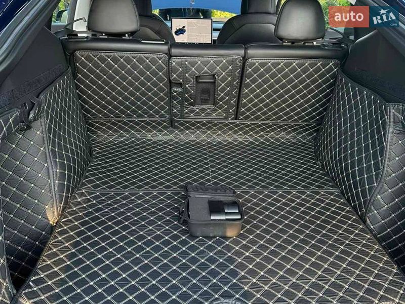 Внедорожник / Кроссовер Tesla Model Y 2021 в Надворной