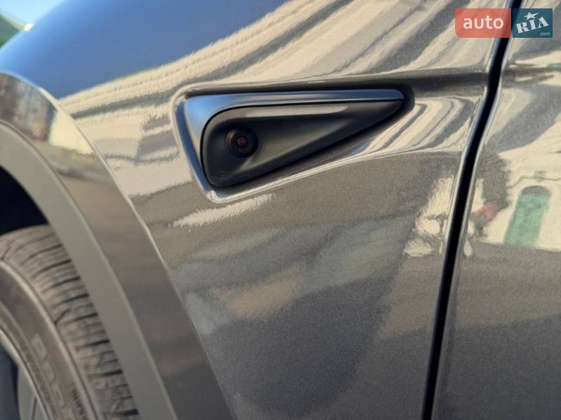 Внедорожник / Кроссовер Tesla Model Y 2025 в Киеве фото 7 Внедорожник / Кроссовер Tesla Model Y 2025 в Киеве
