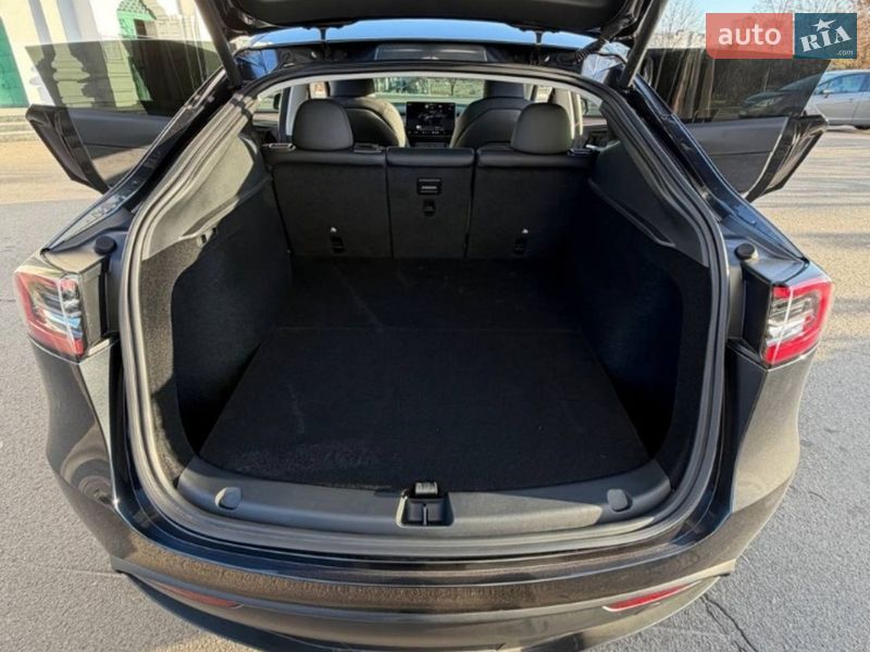 Внедорожник / Кроссовер Tesla Model Y 2025 в Киеве фото 17 Внедорожник / Кроссовер Tesla Model Y 2025 в Киеве