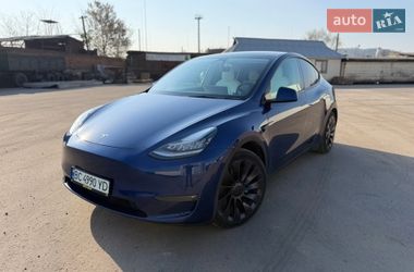 Позашляховик / Кросовер Tesla Model Y 2021 в Львові