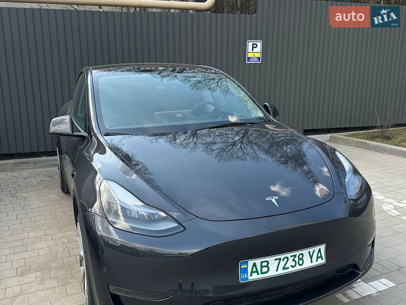 Tesla Model Y 2024 Tesla Model Y 2024