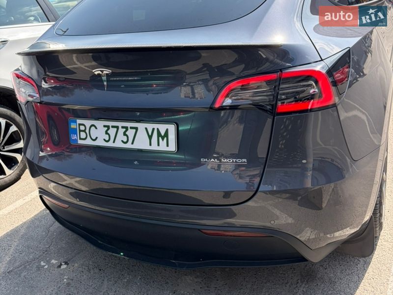 Внедорожник / Кроссовер Tesla Model Y 2022 в Львове