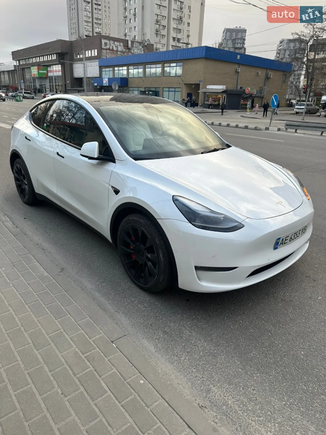 2021 Tesla Model Y - мініатюра 2
