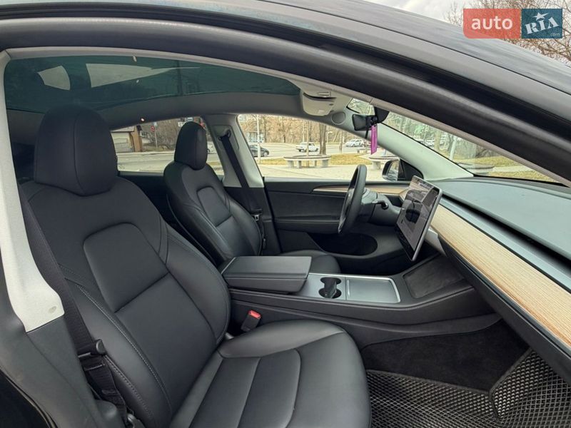 Внедорожник / Кроссовер Tesla Model Y 2024 в Виннице фото 26 Внедорожник / Кроссовер Tesla Model Y 2024 в Виннице