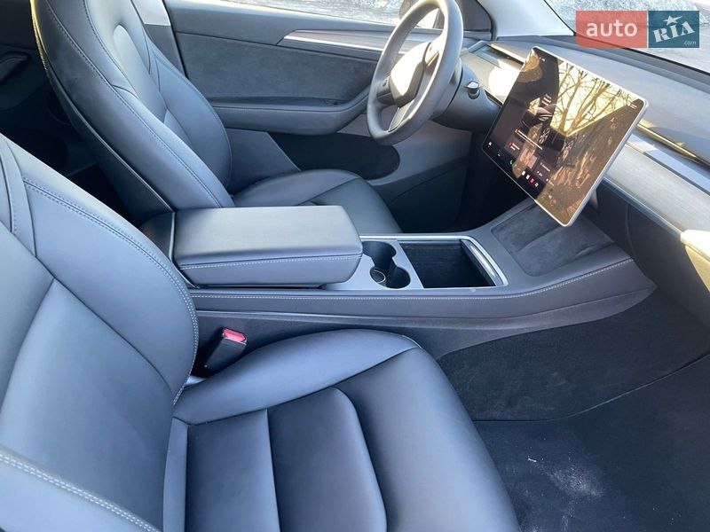 Внедорожник / Кроссовер Tesla Model Y 2022 в Ровно фото 11 Внедорожник / Кроссовер Tesla Model Y 2022 в Ровно