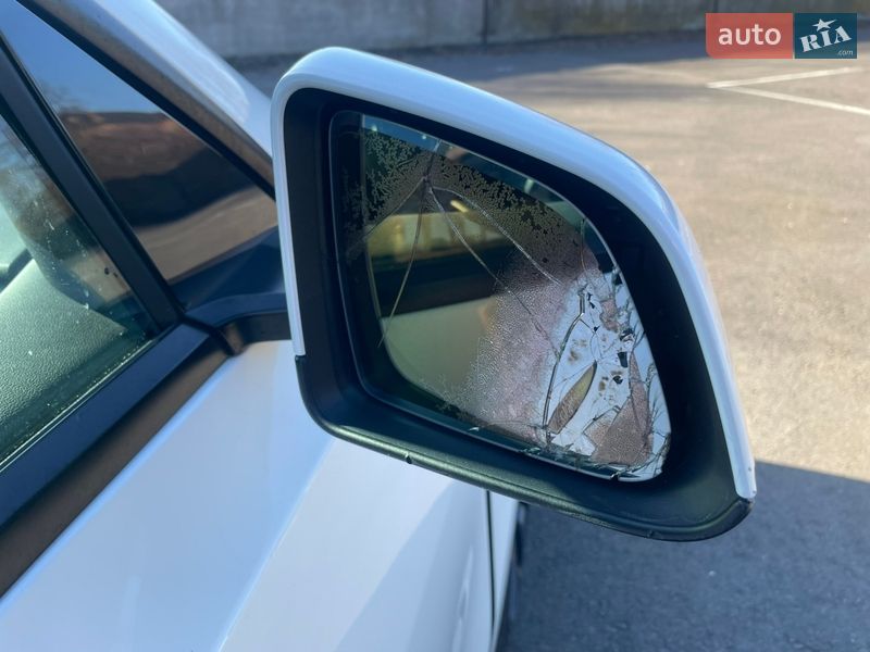 Внедорожник / Кроссовер Tesla Model Y 2024 в Ровно