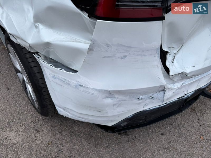 Внедорожник / Кроссовер Tesla Model Y 2023 в Ровно фото 15 Внедорожник / Кроссовер Tesla Model Y 2023 в Ровно