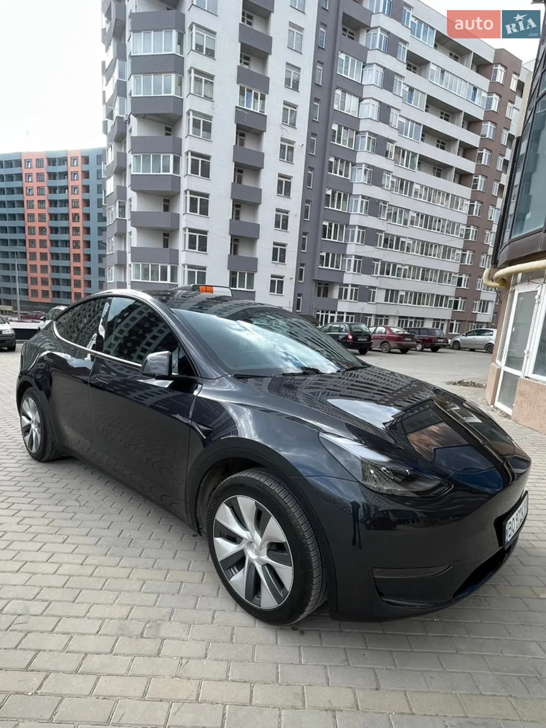 2024 Tesla Model Y - мініатюра 6