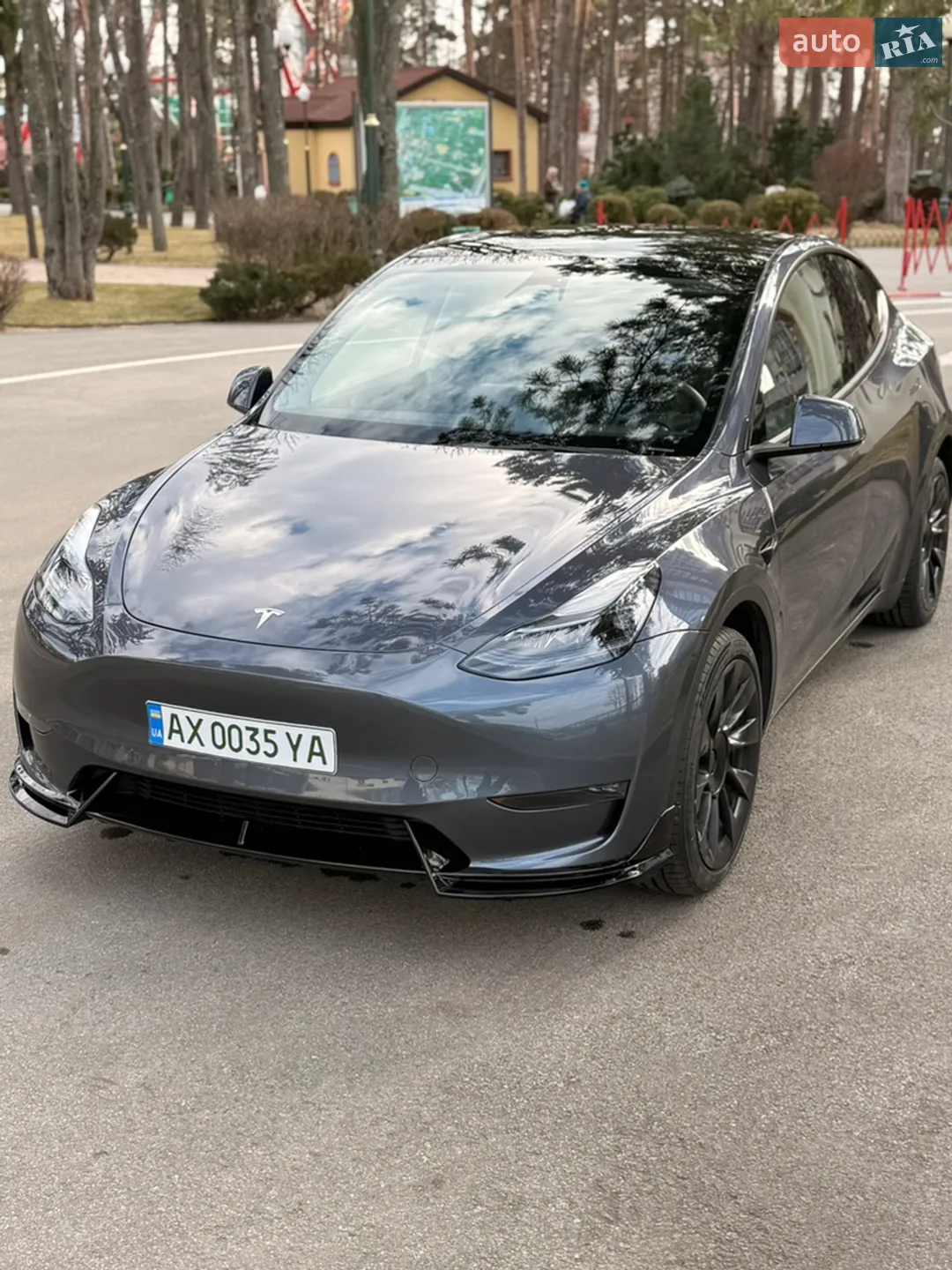 2023 Tesla Model Y - мініатюра 2