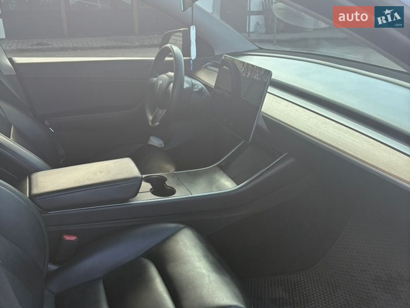 Позашляховик / Кросовер Tesla Model Y 2021 в Білій Церкві фото 7 Позашляховик / Кросовер Tesla Model Y 2021 в Білій Церкві