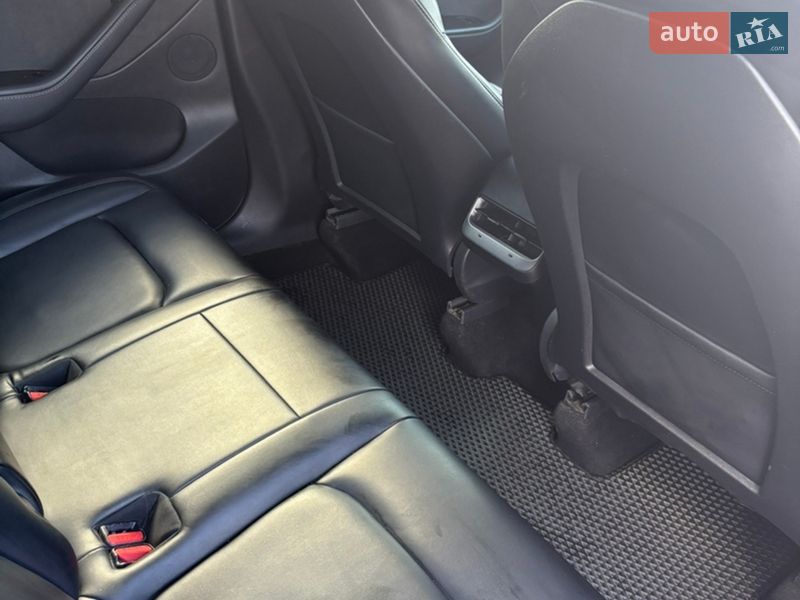 Позашляховик / Кросовер Tesla Model Y 2021 в Білій Церкві фото 11 Позашляховик / Кросовер Tesla Model Y 2021 в Білій Церкві