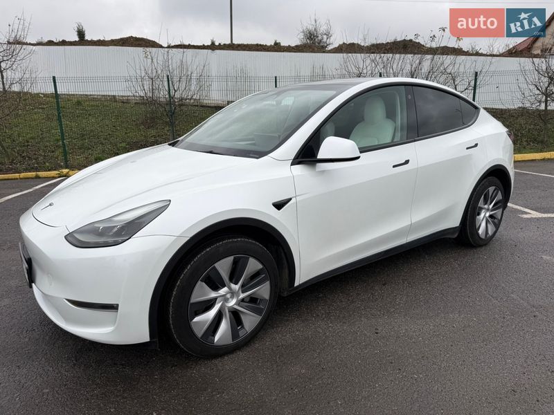 Внедорожник / Кроссовер Tesla Model Y 2022 в Ужгороде фото 14 Внедорожник / Кроссовер Tesla Model Y 2022 в Ужгороде