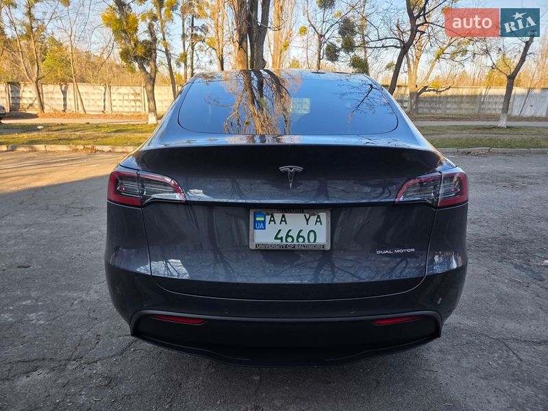 Внедорожник / Кроссовер Tesla Model Y 2022 в Киеве