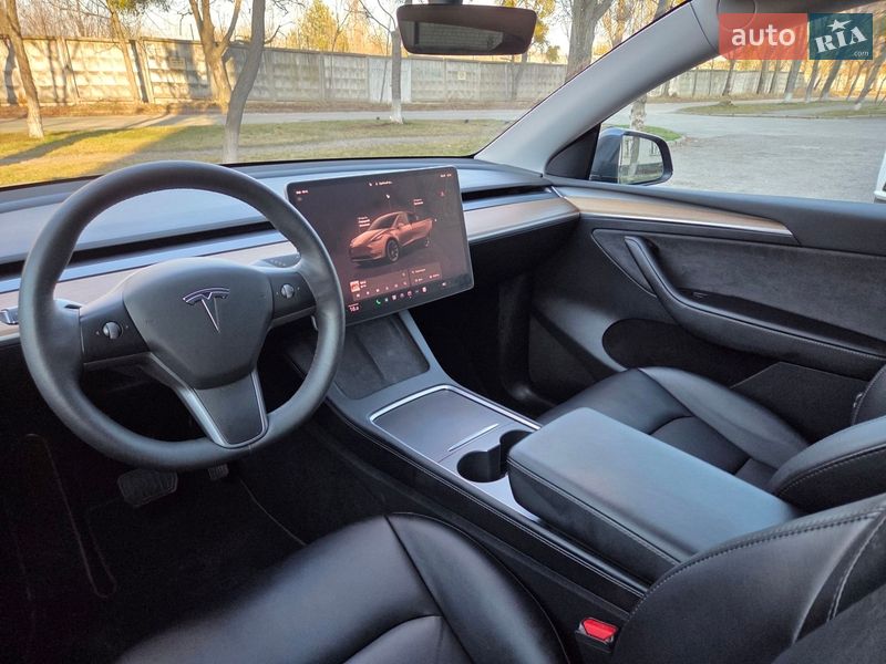 Внедорожник / Кроссовер Tesla Model Y 2022 в Киеве