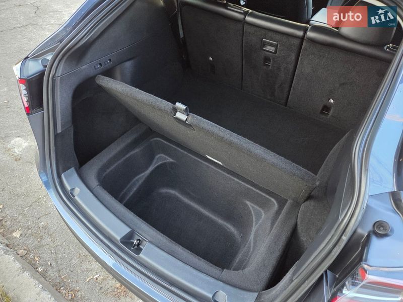 Внедорожник / Кроссовер Tesla Model Y 2022 в Киеве