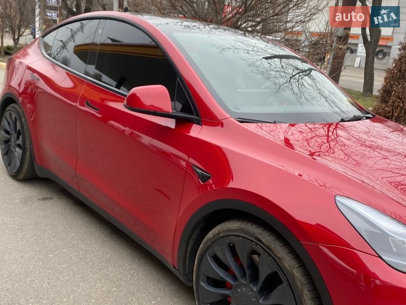 Внедорожник / Кроссовер Tesla Model Y 2021 в Днепре