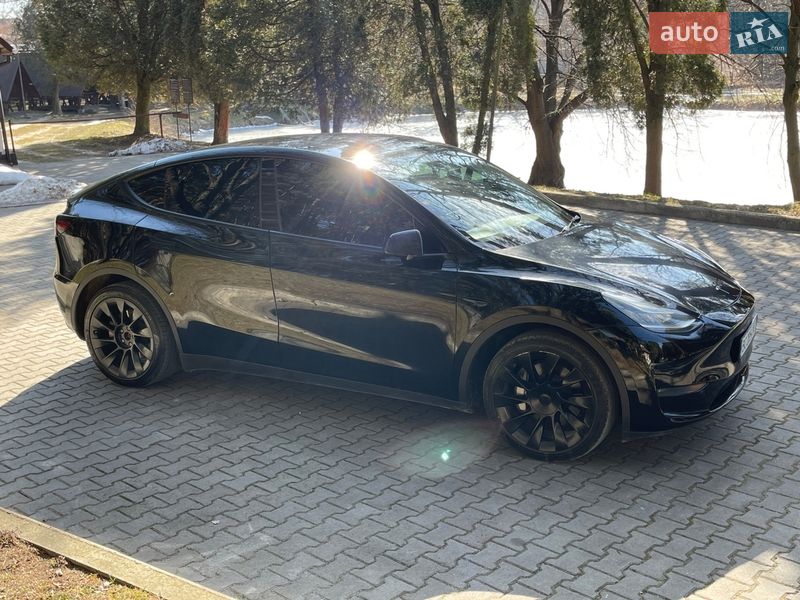 Внедорожник / Кроссовер Tesla Model Y 2023 в Новояворовске фото 4 Внедорожник / Кроссовер Tesla Model Y 2023 в Новояворовске