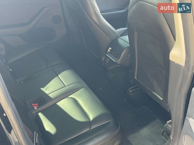 Внедорожник / Кроссовер Tesla Model Y 2023 в Новояворовске фото 19 Внедорожник / Кроссовер Tesla Model Y 2023 в Новояворовске