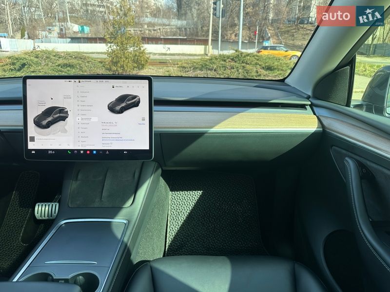 Внедорожник / Кроссовер Tesla Model Y 2023 в Харькове