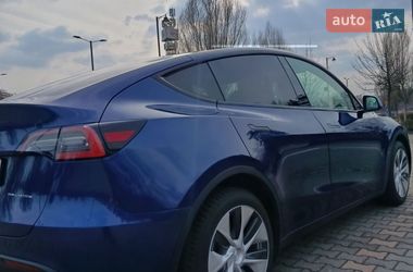 Внедорожник / Кроссовер Tesla Model Y 2021 в Киеве