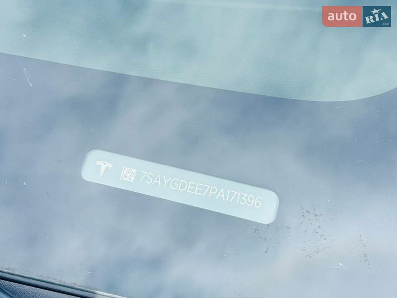 Внедорожник / Кроссовер Tesla Model Y 2023 в Новомосковске