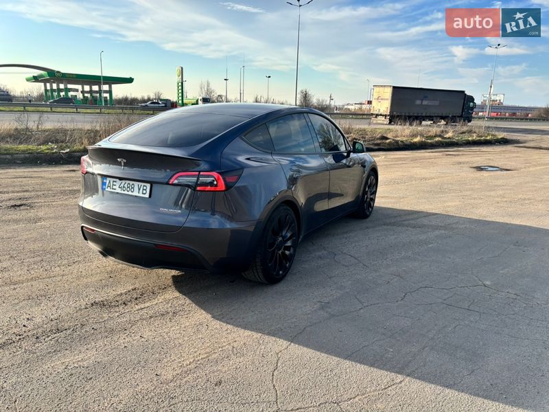 Позашляховик / Кросовер Tesla Model Y 2023 в Дніпрі