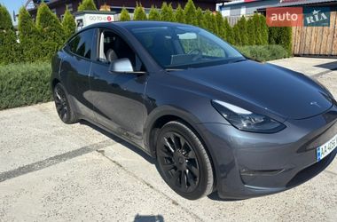 Позашляховик / Кросовер Tesla Model Y 2023 в Києві