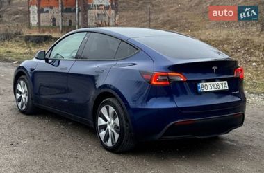 Позашляховик / Кросовер Tesla Model Y 2022 в Львові