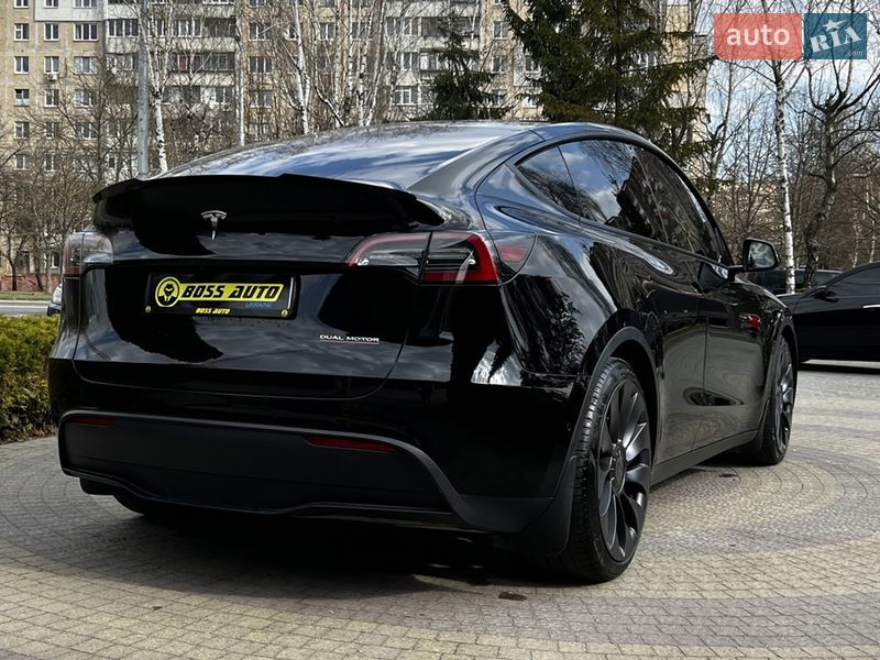 Внедорожник / Кроссовер Tesla Model Y 2021 в Львове