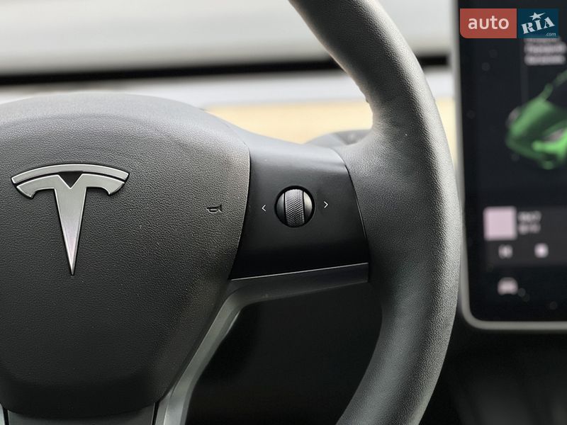 Внедорожник / Кроссовер Tesla Model Y 2021 в Львове