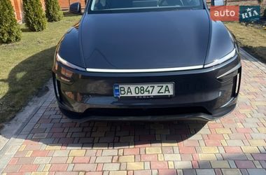 Позашляховик / Кросовер Tesla Model Y 2025 в Кропивницькому