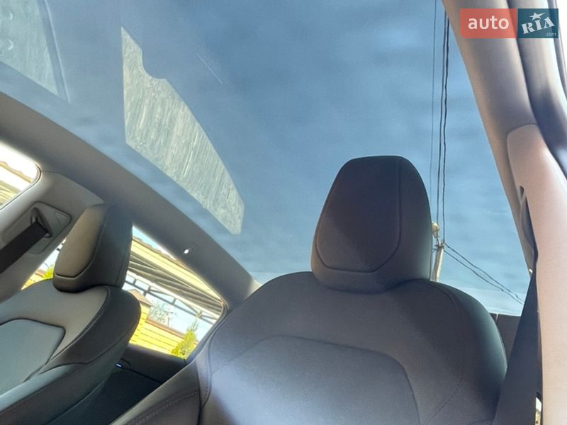 Внедорожник / Кроссовер Tesla Model Y 2025 в Кропивницком