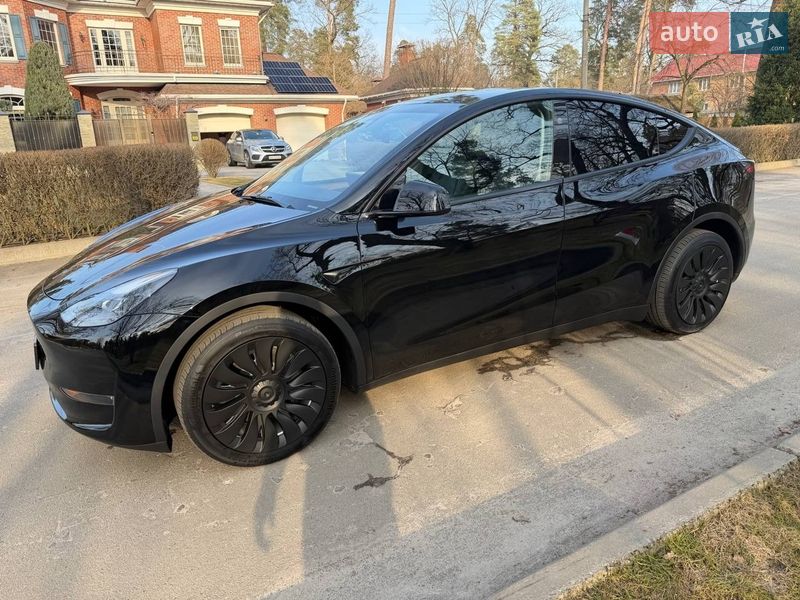 Внедорожник / Кроссовер Tesla Model Y 2023 в Киеве фото 18 Внедорожник / Кроссовер Tesla Model Y 2023 в Киеве