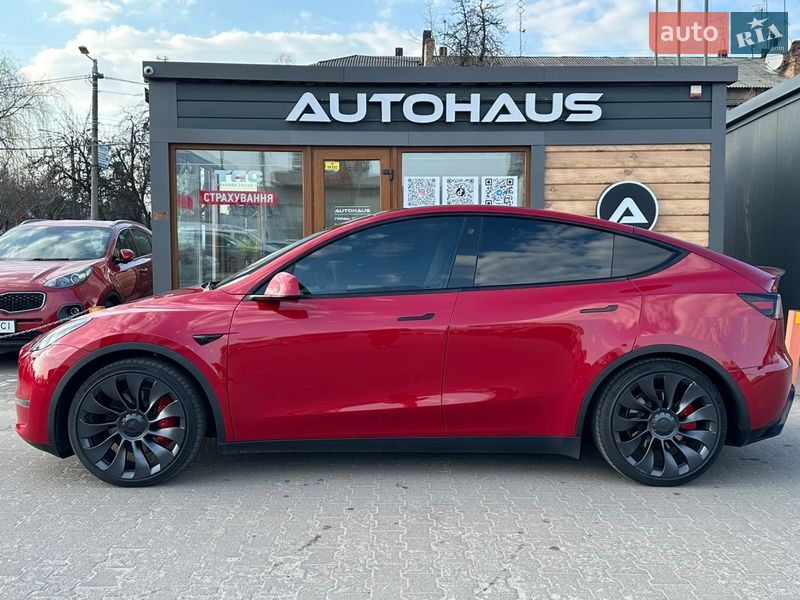 Внедорожник / Кроссовер Tesla Model Y 2023 в Житомире
