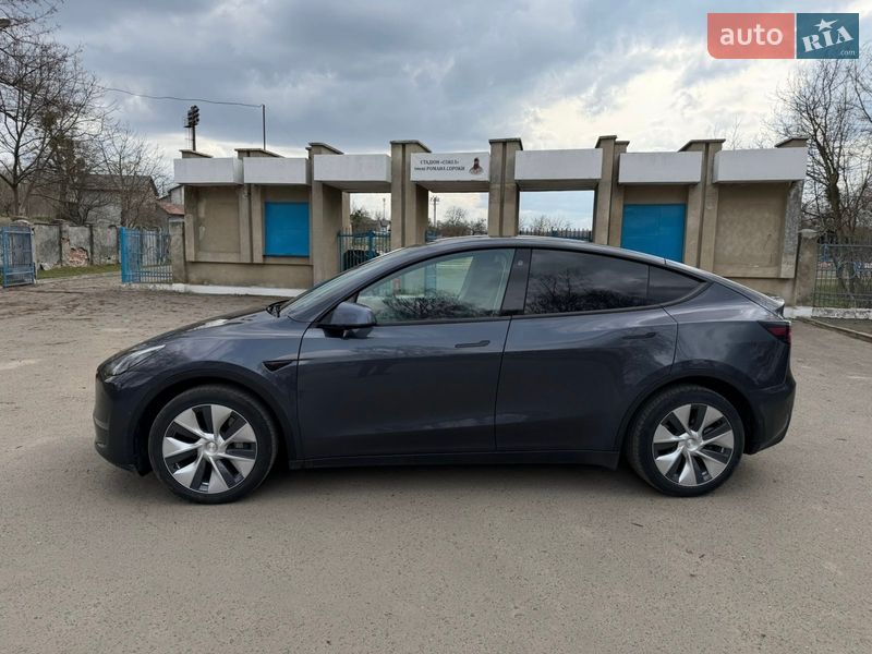 Внедорожник / Кроссовер Tesla Model Y 2021 в Золочеве фото 4 Внедорожник / Кроссовер Tesla Model Y 2021 в Золочеве