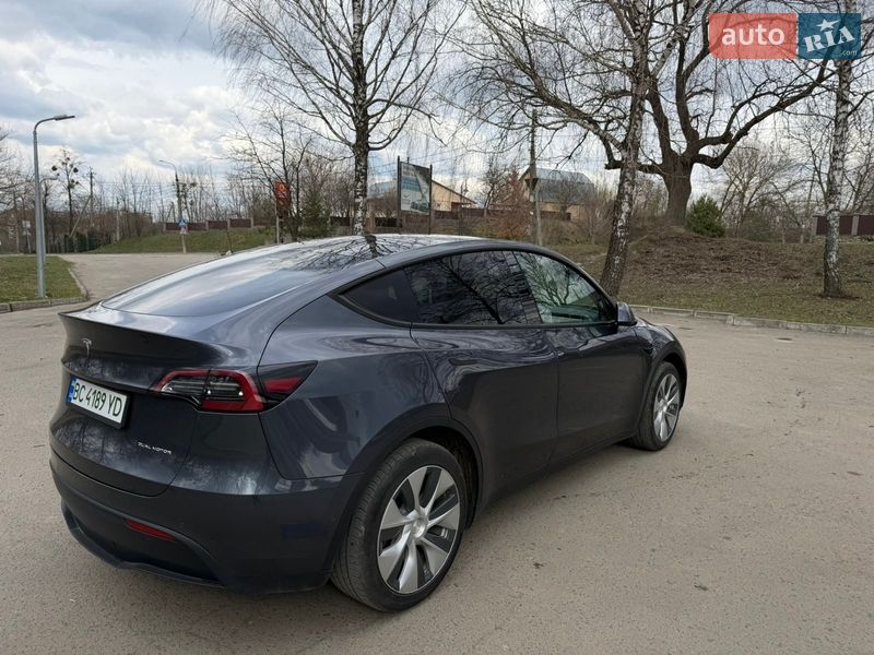 Внедорожник / Кроссовер Tesla Model Y 2021 в Золочеве фото 6 Внедорожник / Кроссовер Tesla Model Y 2021 в Золочеве