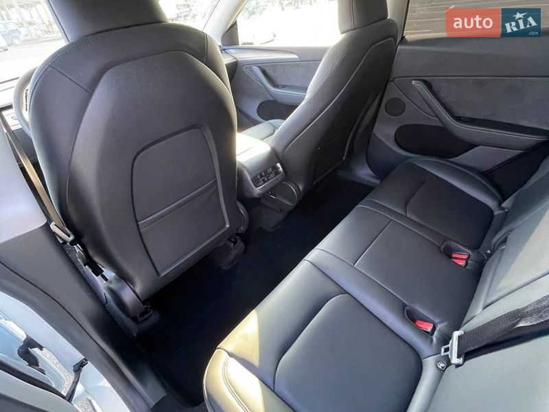 Позашляховик / Кросовер Tesla Model Y 2023 в Києві фото 11 Позашляховик / Кросовер Tesla Model Y 2023 в Києві
